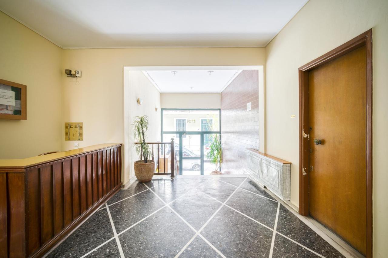 Lovely Sunlit Central Athens 2 Bedroom 2 Bathroom Condo Atenas Exterior foto