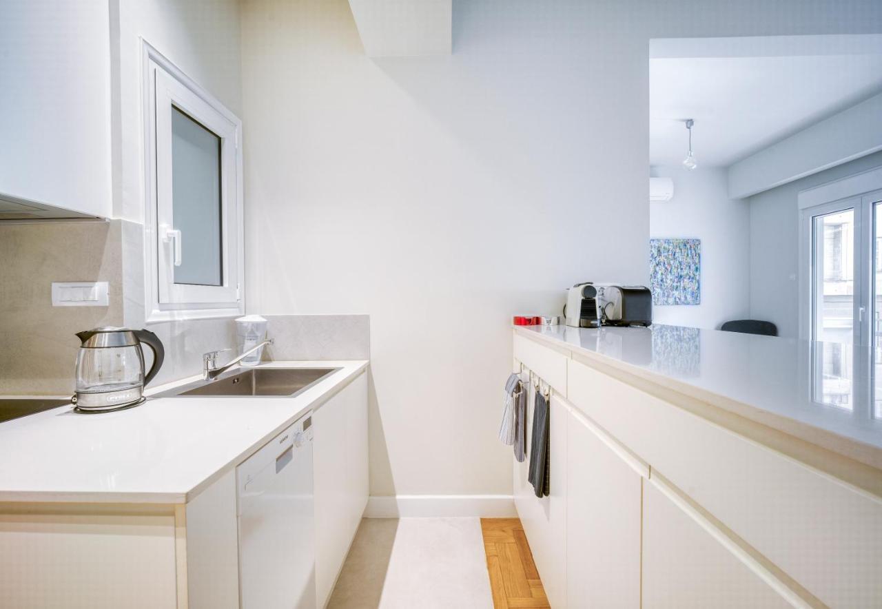 Lovely Sunlit Central Athens 2 Bedroom 2 Bathroom Condo Atenas Exterior foto