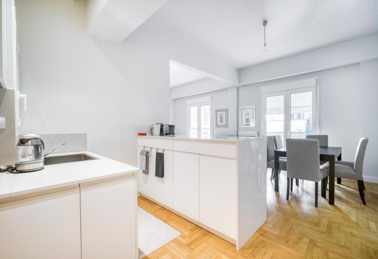 Lovely Sunlit Central Athens 2 Bedroom 2 Bathroom Condo Atenas Exterior foto